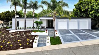80 Flintlock Ln, Bell Canyon, CA 91307
