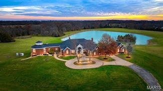 962 Highway W, Foristell, MO 63348