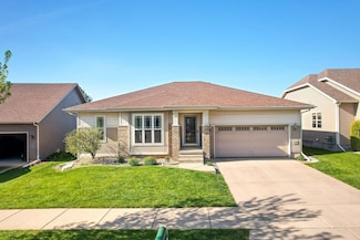 6108 Sledding Pkwy, Mc Farland, WI 53558