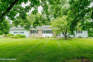 520 Ponder Dr, Shelbyville, KY 40065