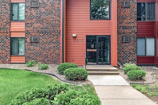 8019 Xerxes Ave S Unit 202, Minneapolis, MN 55431