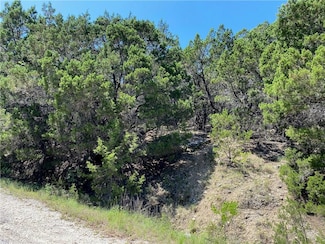 6904 Live Oak, Lago Vista, TX 78645