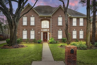 15206 Lantern Creek Ln, Houston, TX 77068