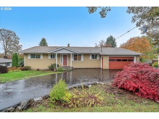 35820 Pittsburg Rd, Saint Helens, OR 97051