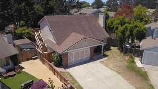 1025 Pellegrini St, Santa Cruz, CA 95062