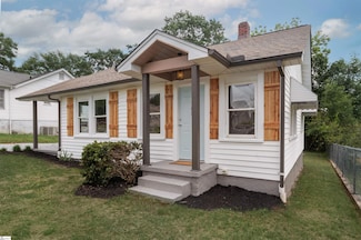 303 Gilliland Ave, Easley, SC 29640