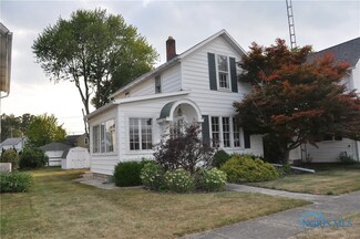128 N Monroe St, Fremont, OH 43420