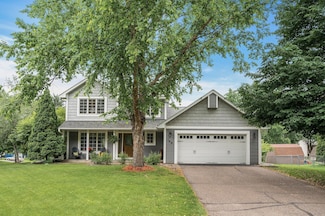 188 Sunflower Ln, Circle Pines, MN 55014