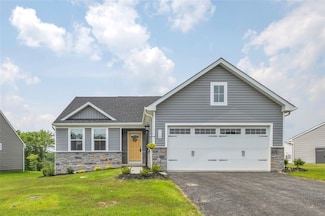 110 Dominic Dr, Butler, PA 16001