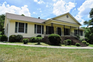 130 Jeffries Rd, Pelham, NC 27311