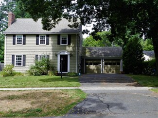 48 Stirling St, Longmeadow, MA 01106