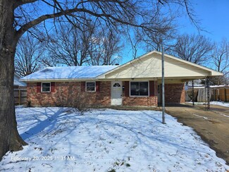 819 Dover Rd, West Memphis, AR 72301