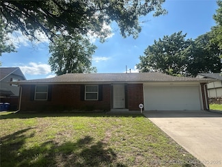 900 S 27th St, Broken Arrow, OK 74014