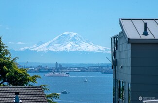 3513 W Howe St, Seattle, WA 98199