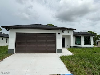 1233 Augusta St E, Lehigh Acres, FL 33974