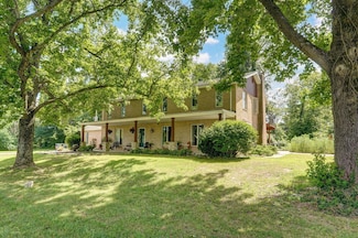 1956 W Blue Springs Rd, Nixa, MO 65714
