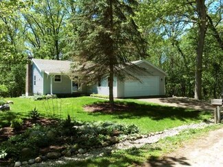 107 Healy Dr, Williams Bay, WI 53191