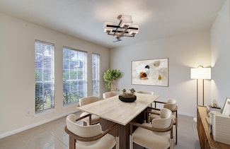 5330 Imperial Grove Dr, Houston, TX 77066