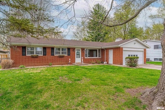 327 Wagon Wheel Ln Unit 1, Chatham, IL 62629