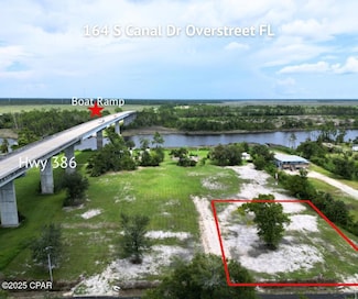 164 S Canal Dr, Port St. Joe, FL 32456