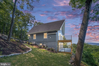 464 Shenandoah Valley Dr, Front Royal, VA 22630