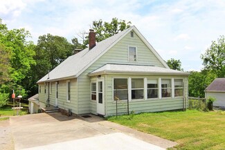 1438 N West End Blvd, Cape Girardeau, MO 63701