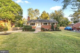 3305 Nevius St, Falls Church, VA 22041