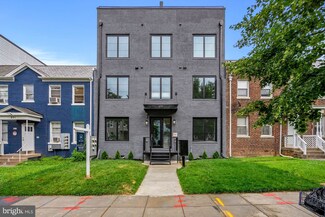 217 20th St NE Unit 4, Washington, DC 20002