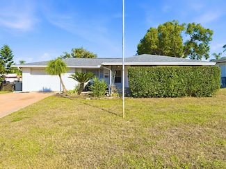 7903 Valmy Ln, Port Richey, FL 34668