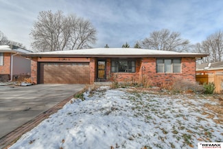 5005 Prince Rd, Lincoln, NE 68516