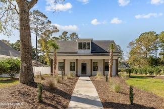 1743 Boxwood Ct, Ocean Isle Beach, NC 28469