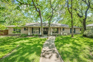 42 Highview Cir, Denton, TX 76205