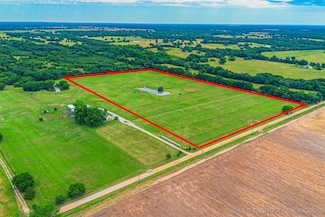 24 E2250 Rd, Hendrix, OK 74741