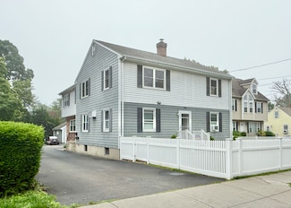 162 Seaside Ave Unit 3, Stamford, CT 06902