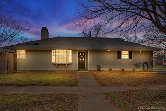 1318 Pecan Square, Bossier City, LA 71112