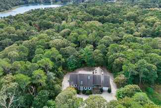 7 Kenneth Ln, Orleans, MA 02653