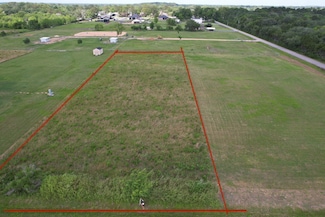 4910 Avenue O, Santa Fe, TX 77510