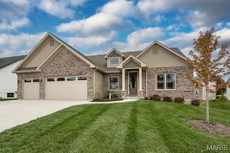 102 Prominence Point Ct, Wentzville, MO 63385