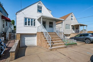 15 W 12th St, Bayonne, NJ 07002