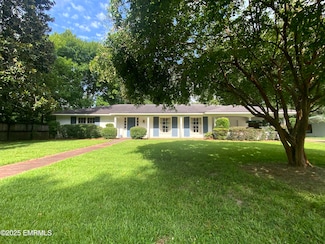 208 S Ferrill Ave, Quitman, MS 39355