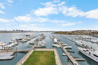 550 Pleasant St Unit 506, Winthrop, MA 02152