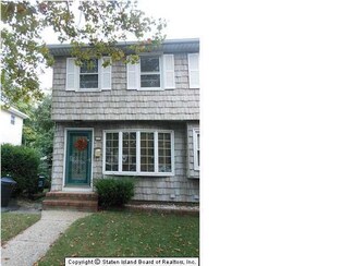 557 Hanover Ave, Staten Island, NY 10304