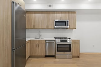 364 8th St Unit 2R, Jersey City, NJ 07302