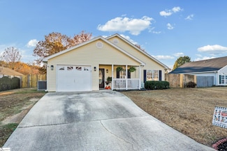 403 Ariel Ct, Fountain Inn, SC 29644