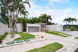 4TH ST. Villa Mercedes II Unit F5, Guaynabo, PR 00971