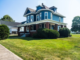305 N East St, Tipton, IN 46072