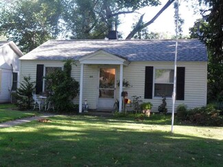 810 W Bryan St, South Bend, IN 46616