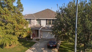 745 Chalk Knoll Rd, Fort Worth, TX 76108