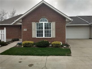 218 Greenbriar Ln, Dalton, OH 44618