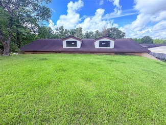 300 County Road 3231, Poplar Bluff, MO 63901